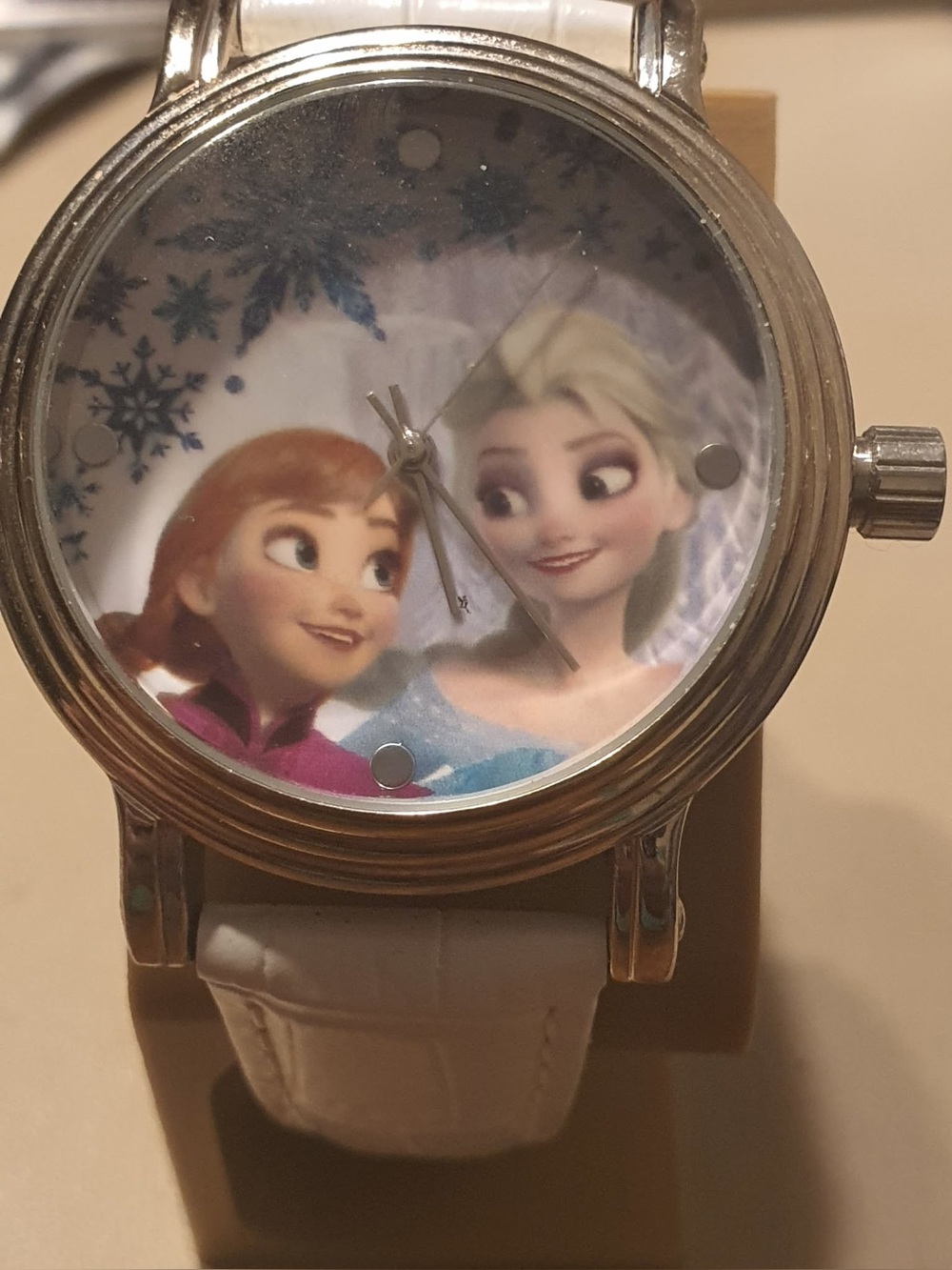 Disney Frozen by Ewatch Factory Silver/White Leather Girl's Watch